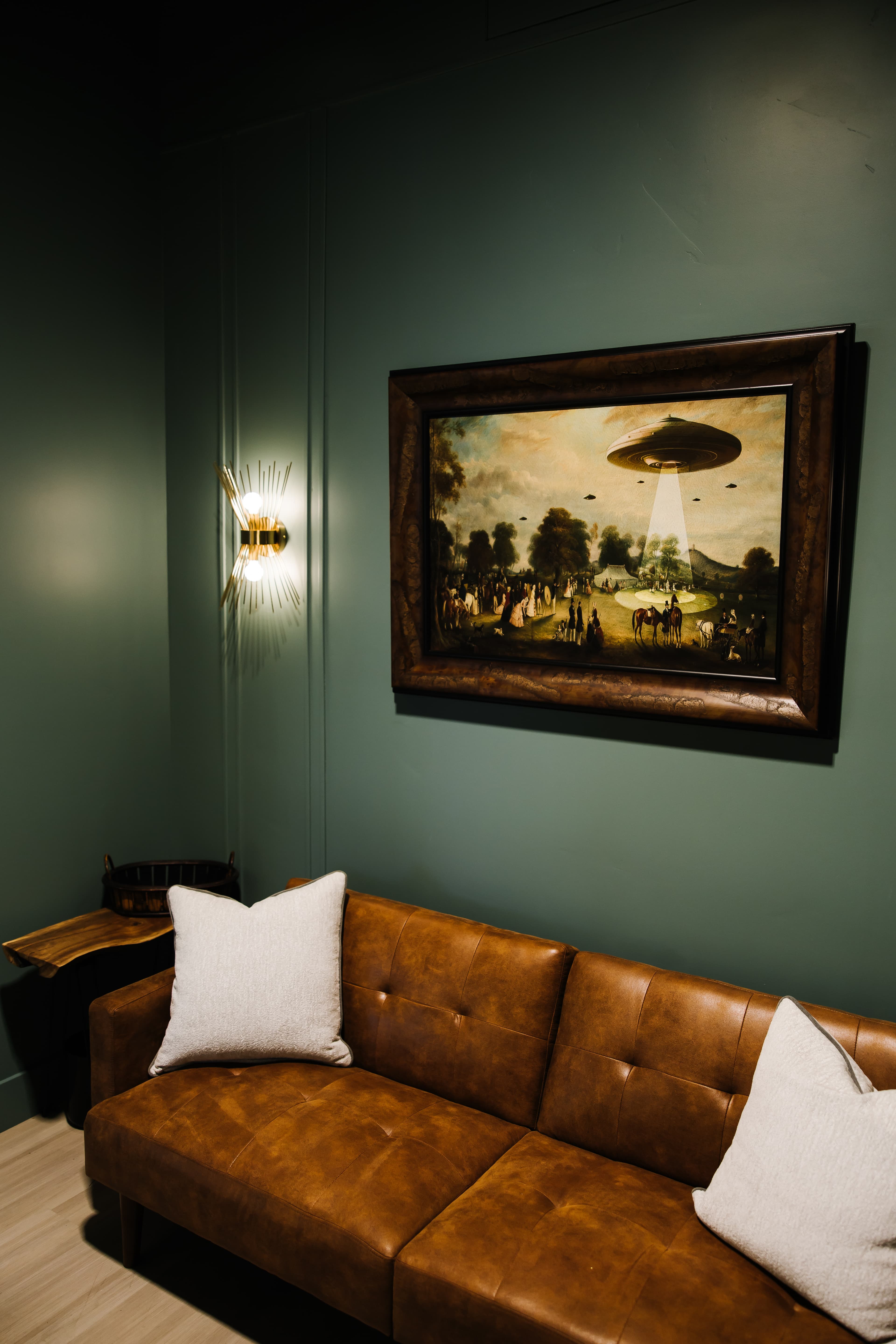 The Groom's Lounge